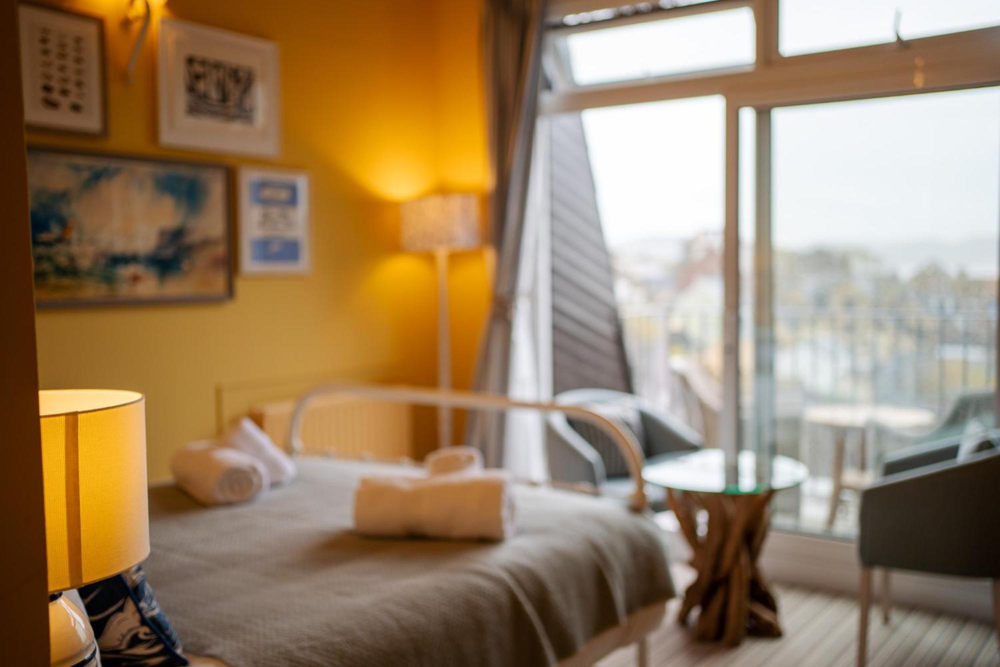 The Royal Lion Hotel Lyme Regis Habitación foto