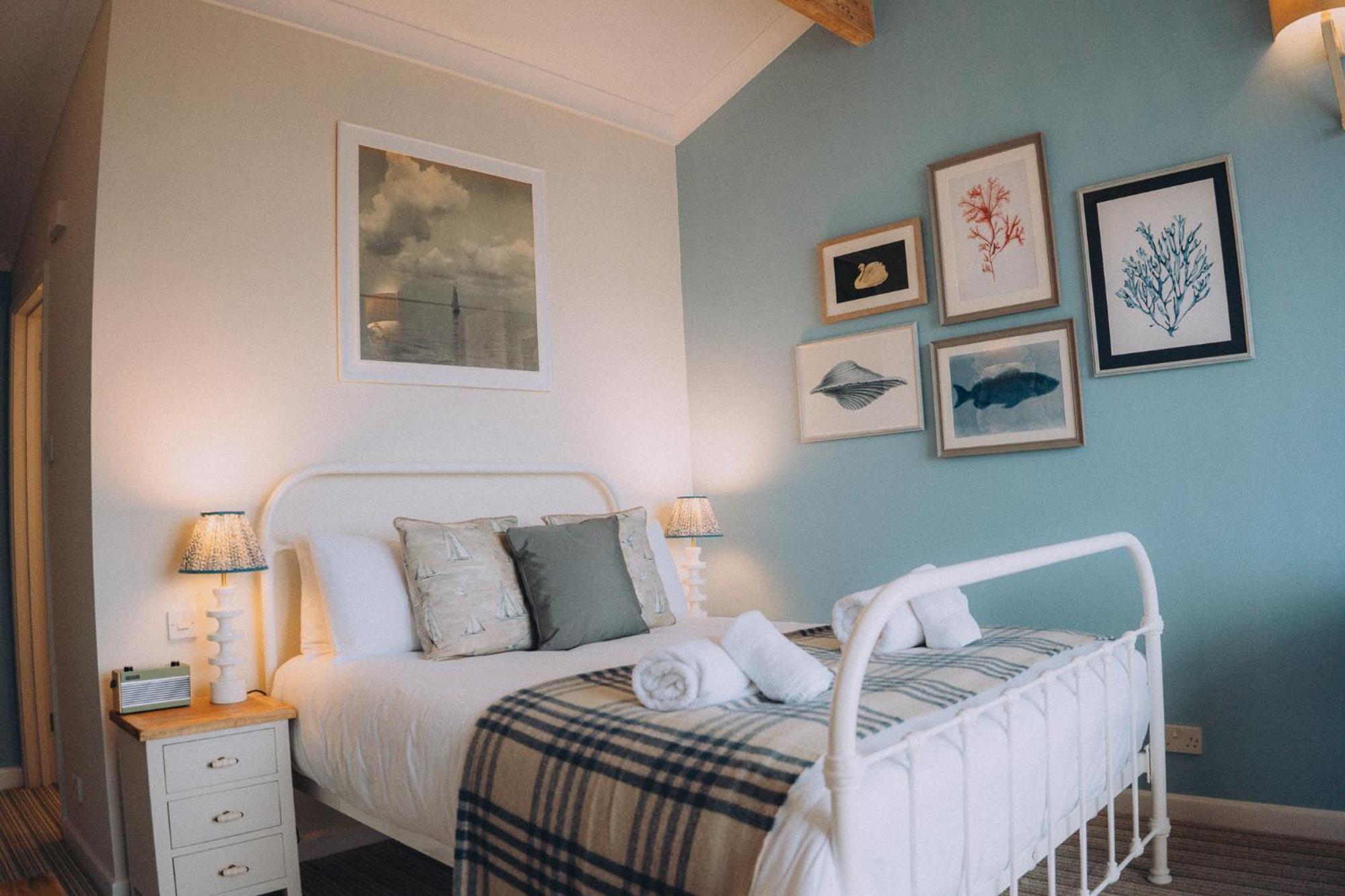 The Royal Lion Hotel Lyme Regis Habitación foto